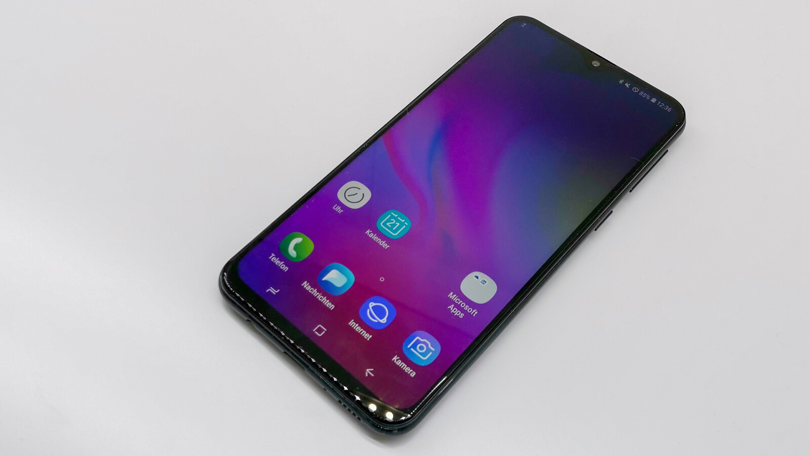 versi android samsung m20