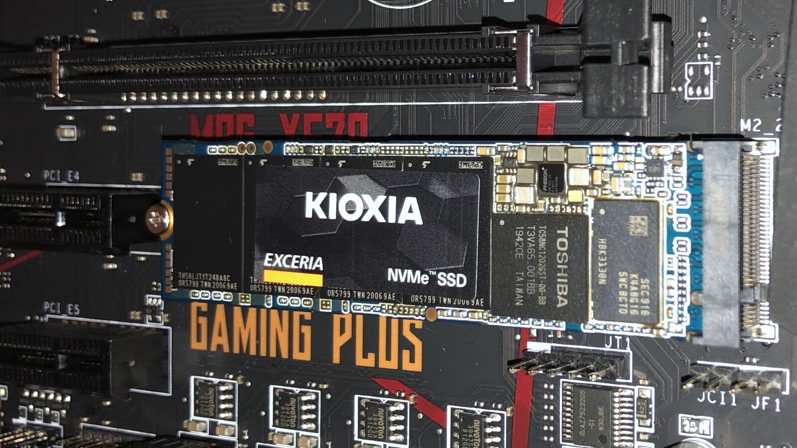 Xioxia Exceria: Verbaut am M.2-Adapter