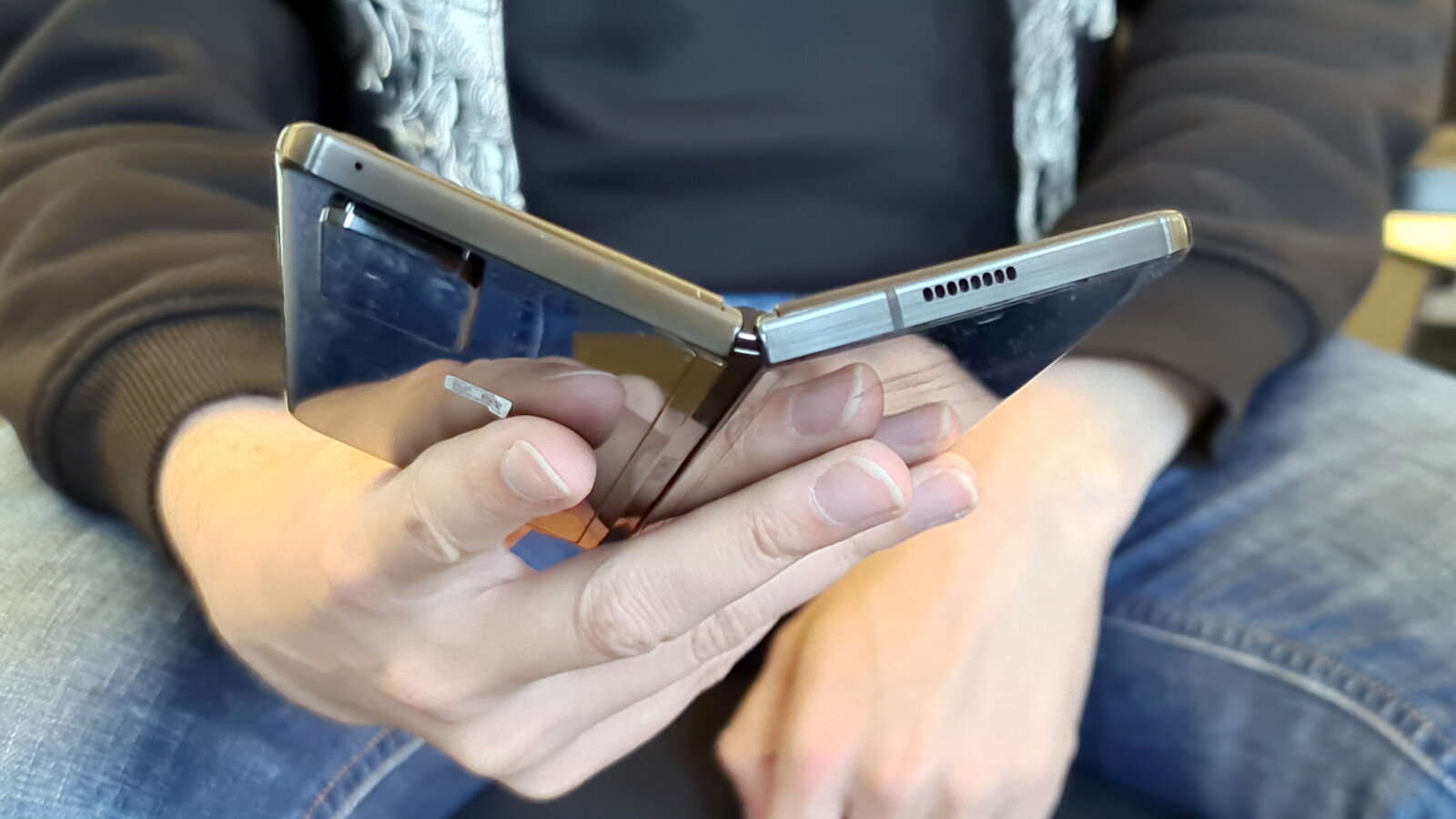 Samsung Galaxy Z Fold 2 im Test: Ist das Tablet reif für die ...
