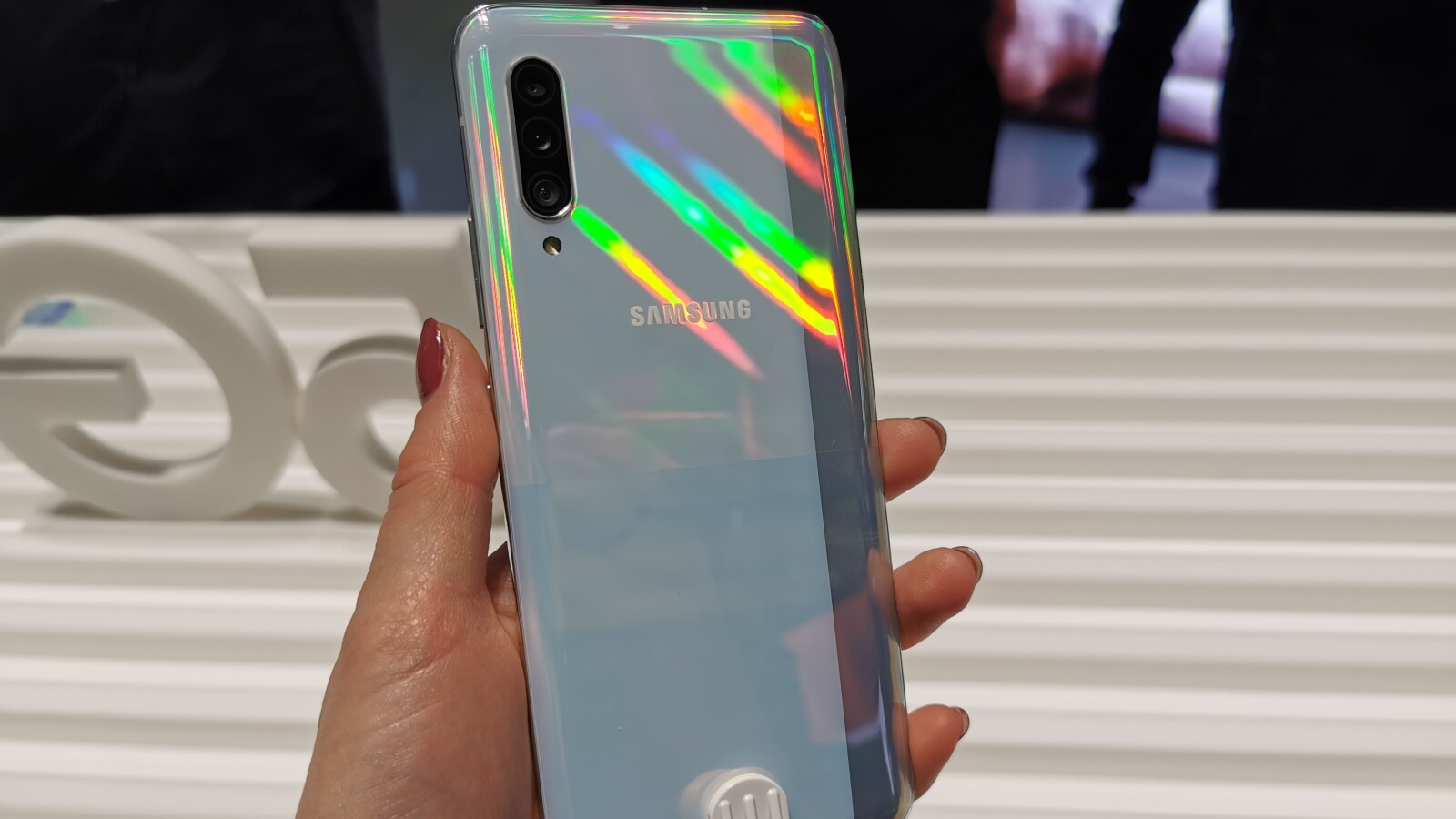 Samsung Galaxy A90 5G in Bildern | NETZWELT