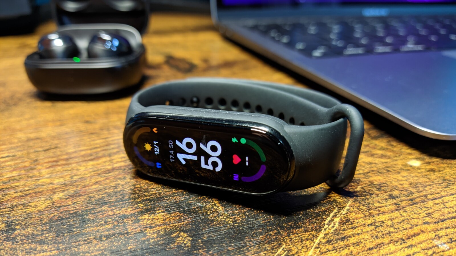 Xiaomi Mi Band 6: Vibrationsalarm des Fitness-Trackers verändern - So geht's