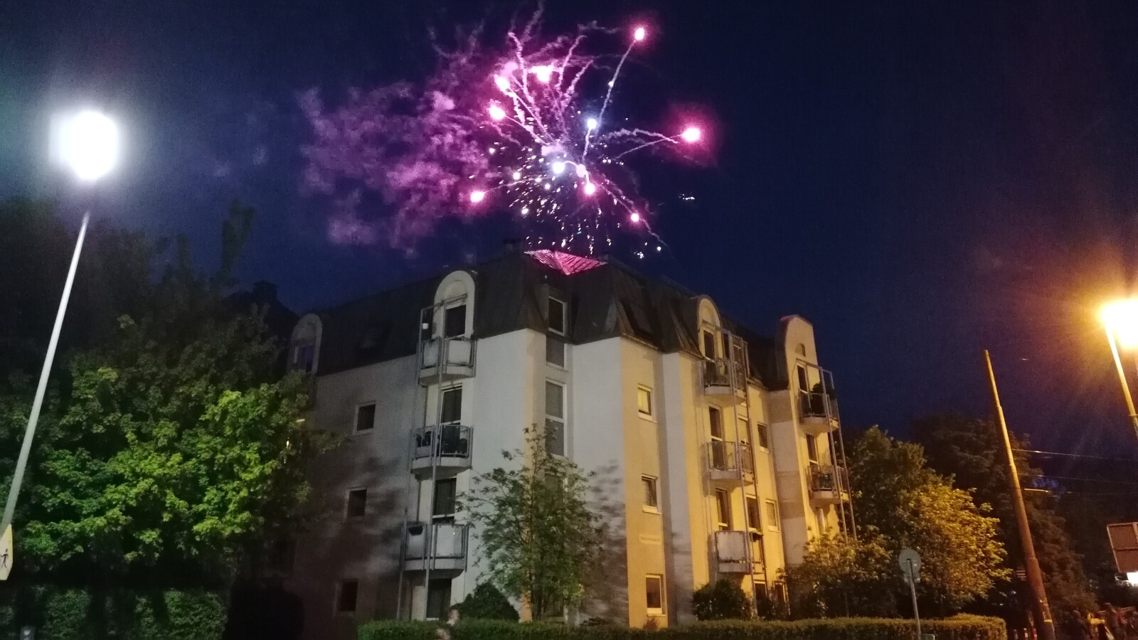 Feuerwerk, aufgenommen mit dem Huawei P30 lite