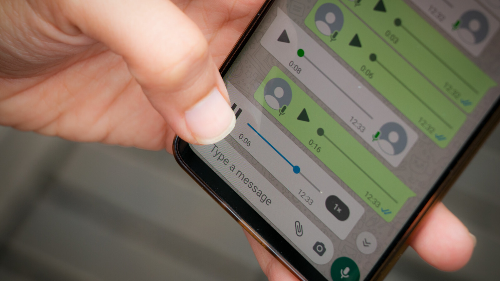 WhatsApp receives voice message update: This feature is missing