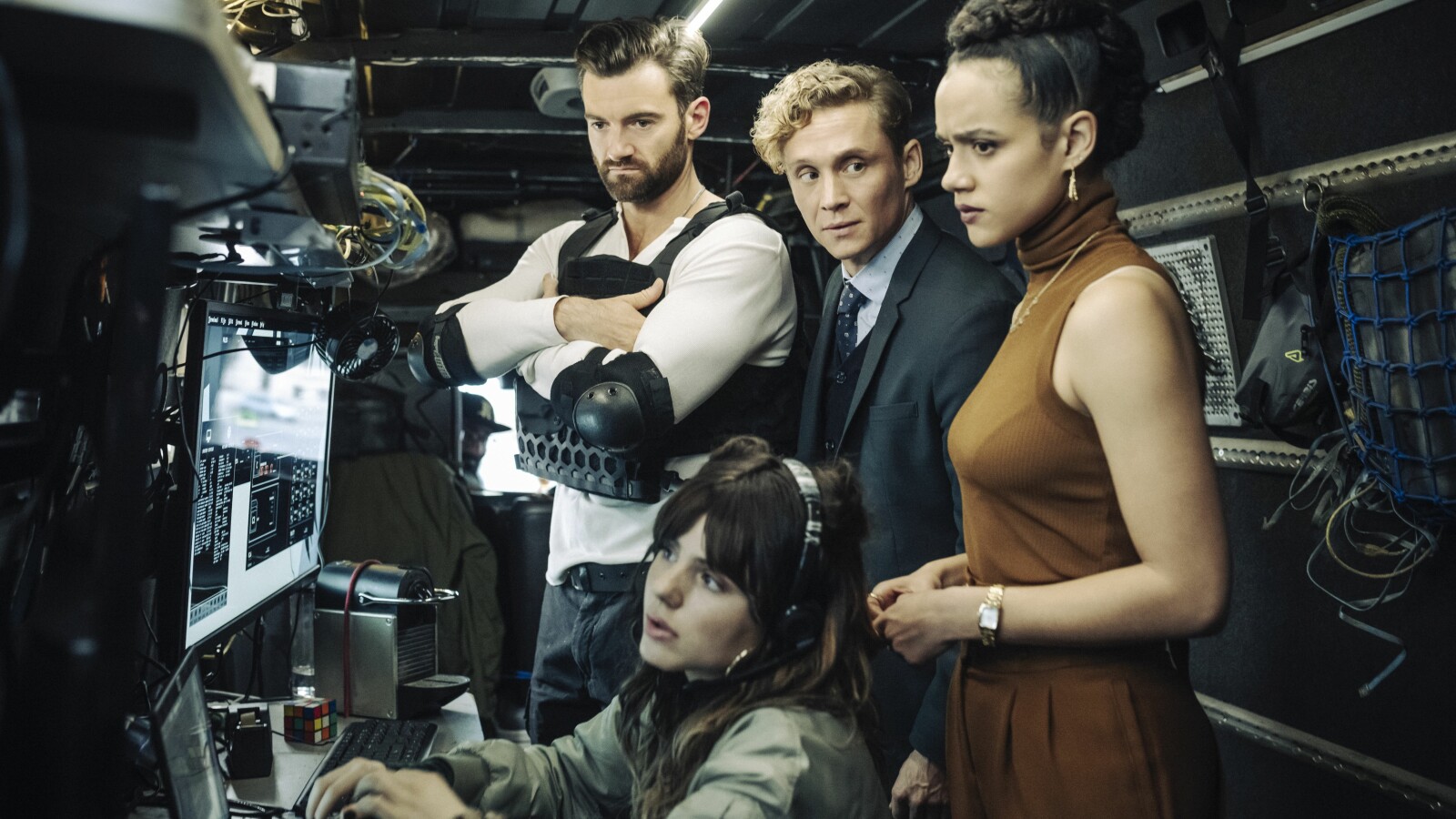 Army of Thieves: Trailer zu Schweighöfers "Army of the Dead"-Prequel ...