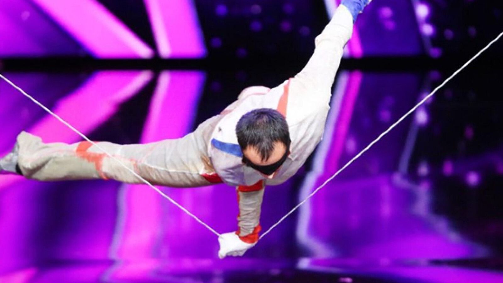 Das Supertalent 2020 So Bewerbt Ihr Euch Fur Die Neue Staffel