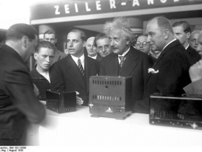 1930 eröffnete Albert Einstein die IFA.