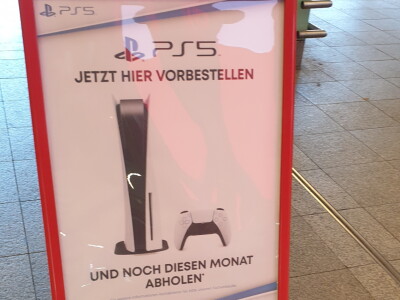 The PS5 can be pre-ordered from Media Markt and Saturn in the store at regular intervals and picked up within four weeks.