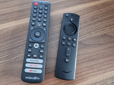 It is already clear from the remote control that the Waipu.tv streaming box focuses on linear television. It differs significantly from typical TV stick remote controls.