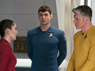 Star Trek Strange New Worlds: La'An (Christina Chong), Spock (Ethan Peck) and Captain Pike (Anson Mount).