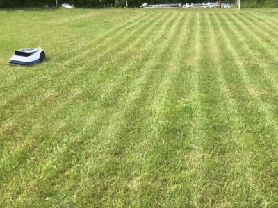 The mowing result of the Ecovacs GOAT G1 ​​is even and without missed spots.