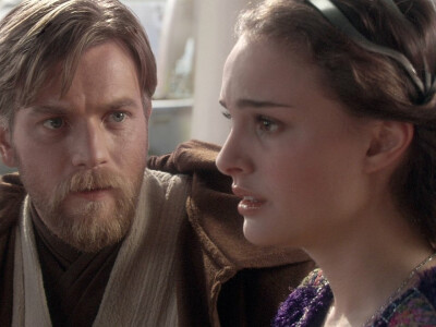Star Wars: Obi-Wan Kenobi (Ewan McGregor) vraagt ​​Padme (Natalie Portman) waar Anakin is.