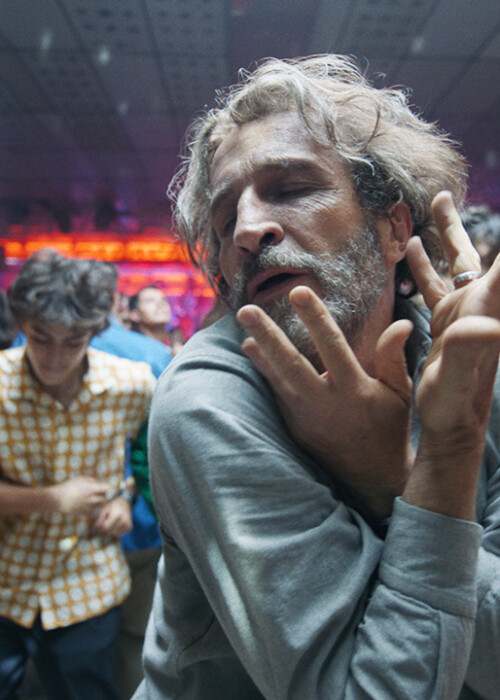 "Bardo" è un ombelico di piombo che guarda il regista stellare messicano Iñárritu - dopo tutto, Netflix ha scoperto un film ambizioso per se stesso.
