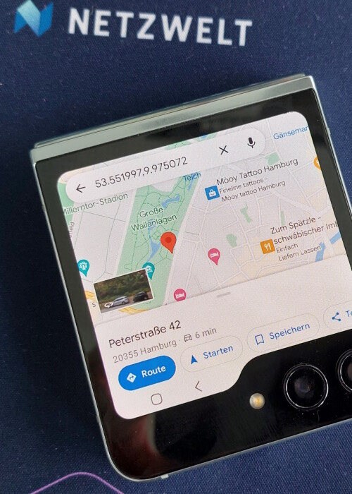 Google Maps en la pantalla exterior del Samsung Galaxy Z Flip 5