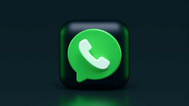WhatsApp: Das bedeutet der umgedrehte Smiley-Emoji | NETZWELT