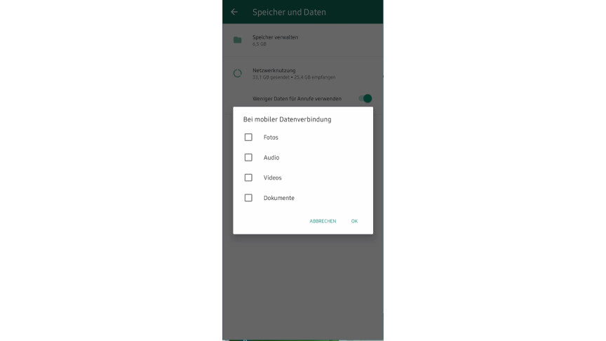 02.2 WhatsApp - Settings - Storage and data - Automatic media download - With mobile data connection