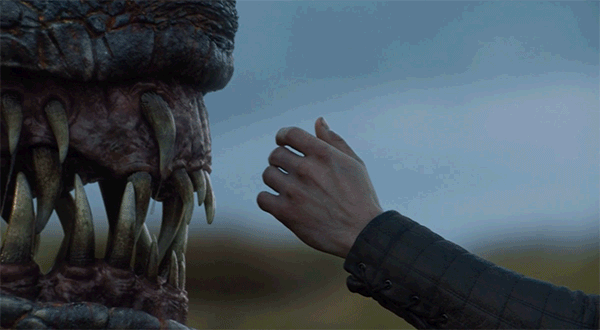 Juego de Tronos: Jon Snow acaricia a Drogon de forma similar a la película de DreamWorks Cómo entrenar a tu dragón. 