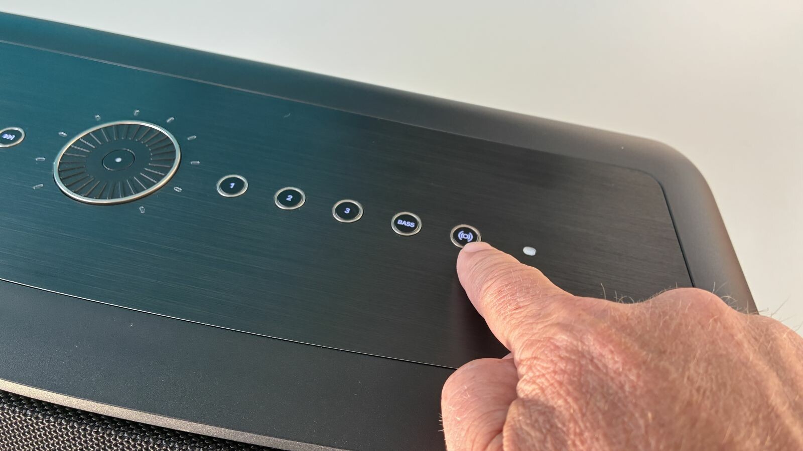 Teufel Motiv XL im Test: Gegen diesen WLAN-Lautsprecher ist Sonos ...