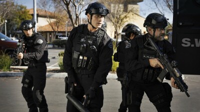 S.W.A.T. | Episodenguide & Staffeln | US-Action-Krimiserie | NETZWELT